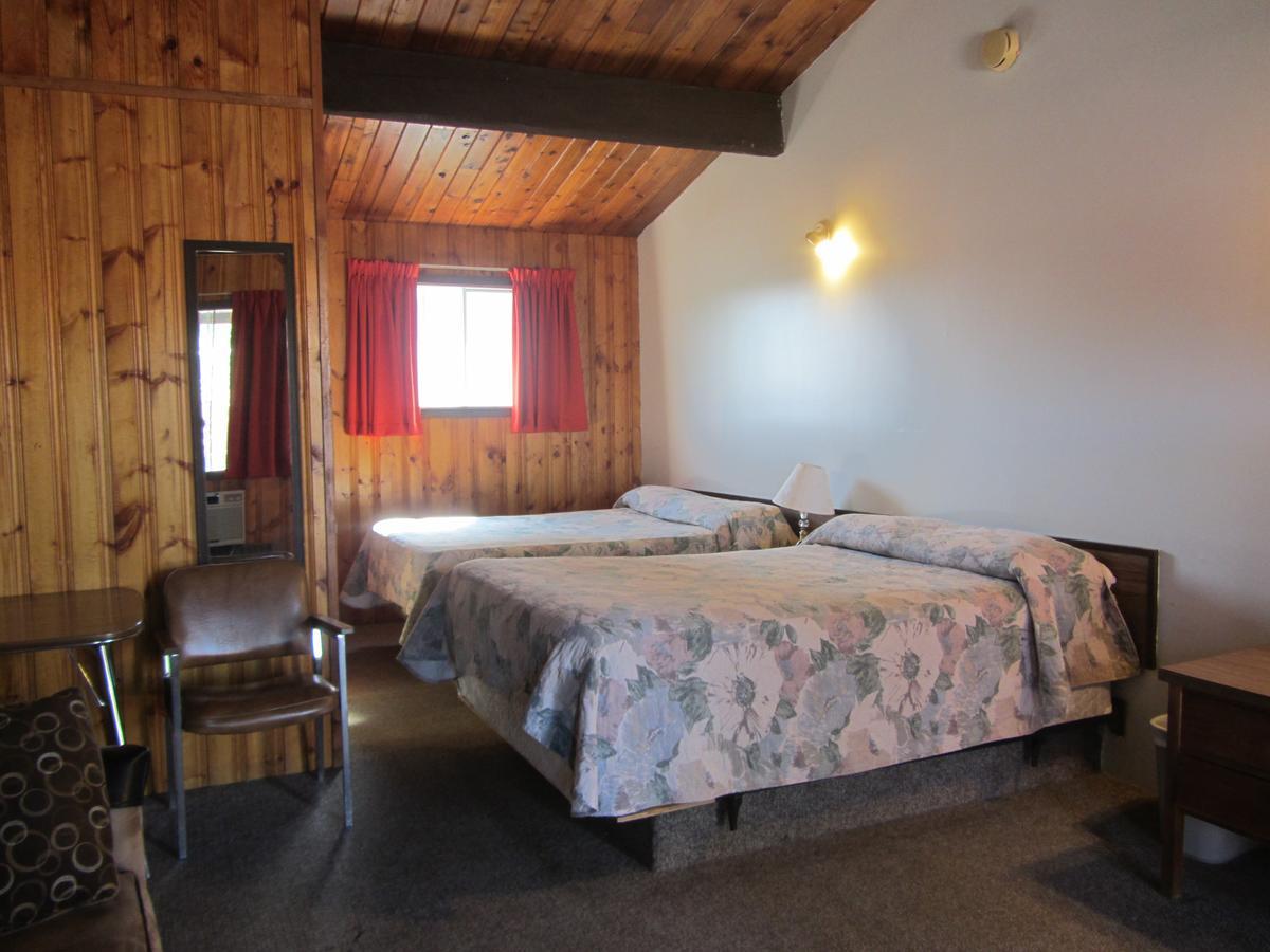 Pembina River Inn Entwistle Экстерьер фото