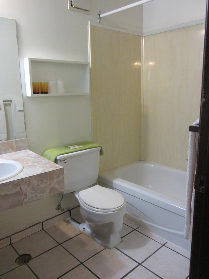 Pembina River Inn Entwistle Экстерьер фото